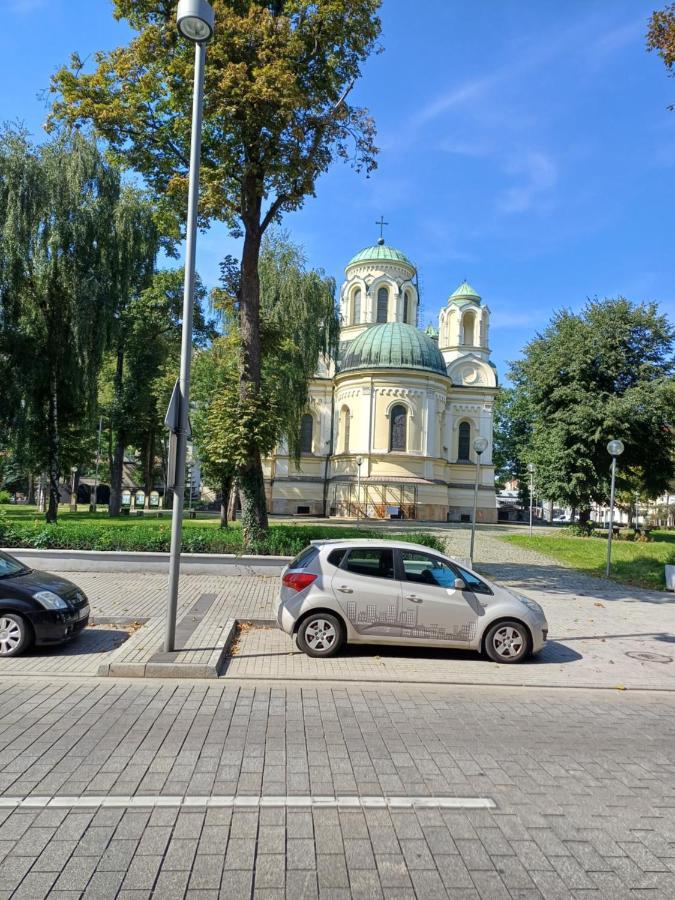 Ommpbooking Wspolna Lazienka Częstochowa Екстериор снимка